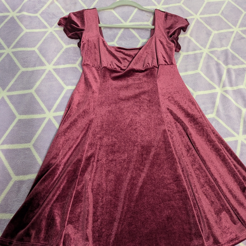 Rewind Velvet Maroon Dress